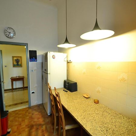 Lovely Holiday Home In Montefiridolfi With Hill View Экстерьер фото