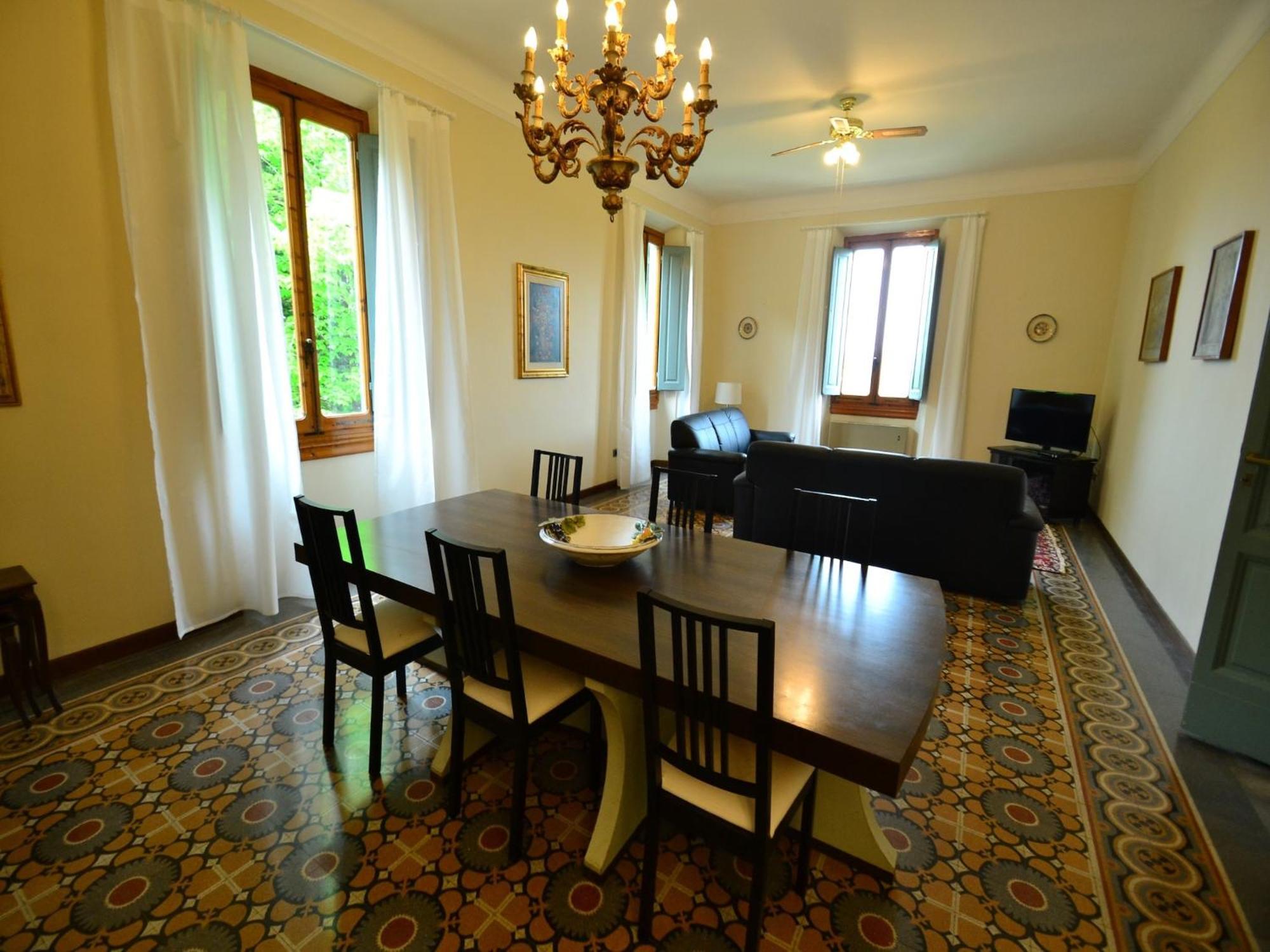 Lovely Holiday Home In Montefiridolfi With Hill View Экстерьер фото