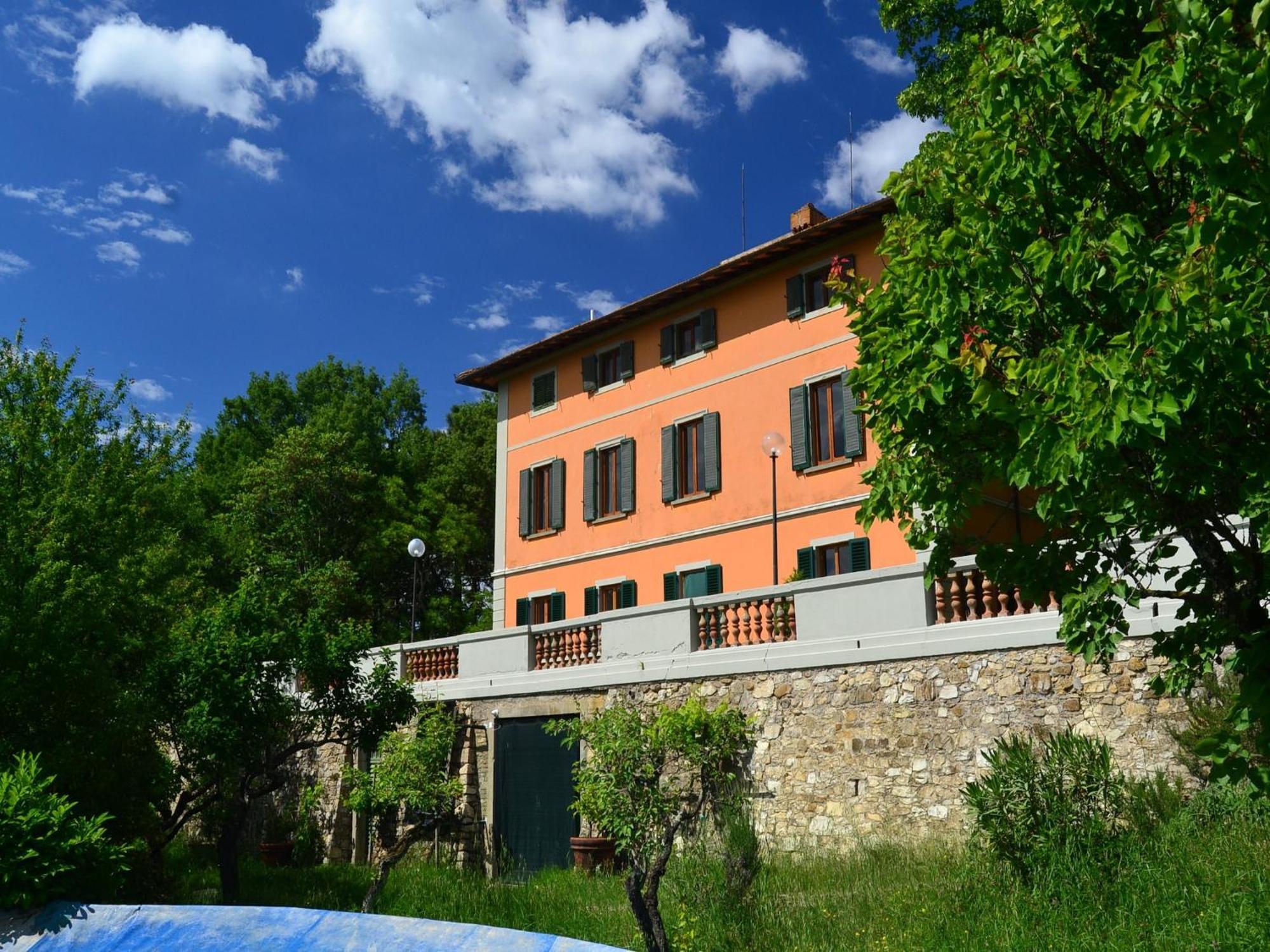 Lovely Holiday Home In Montefiridolfi With Hill View Экстерьер фото