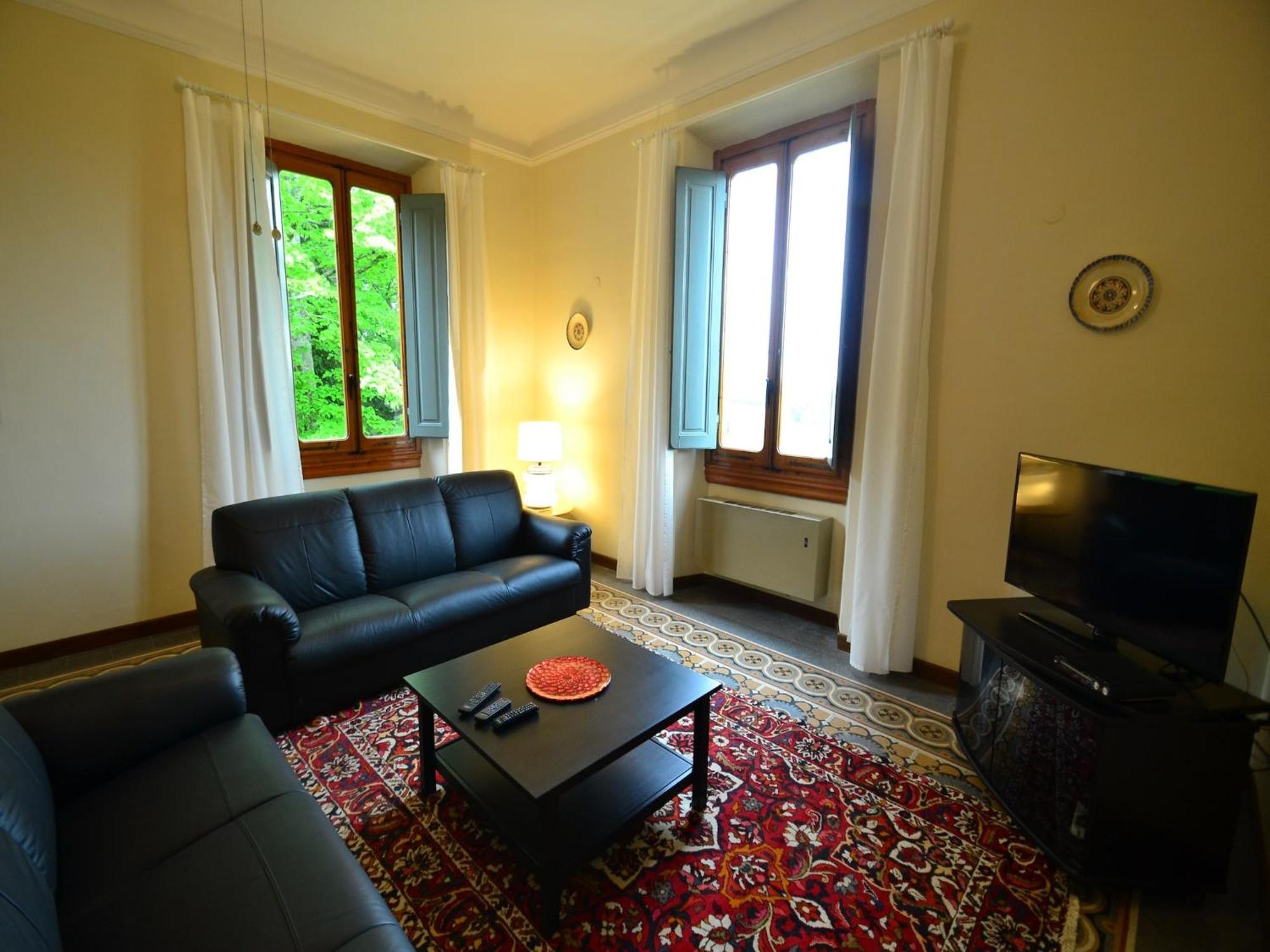 Lovely Holiday Home In Montefiridolfi With Hill View Экстерьер фото